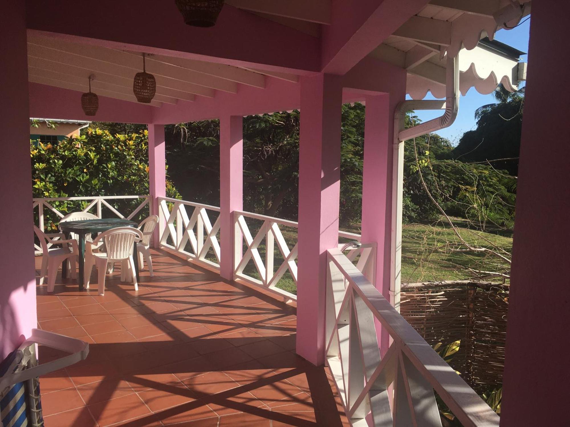 Villa The Pink House à Choiseul Extérieur photo